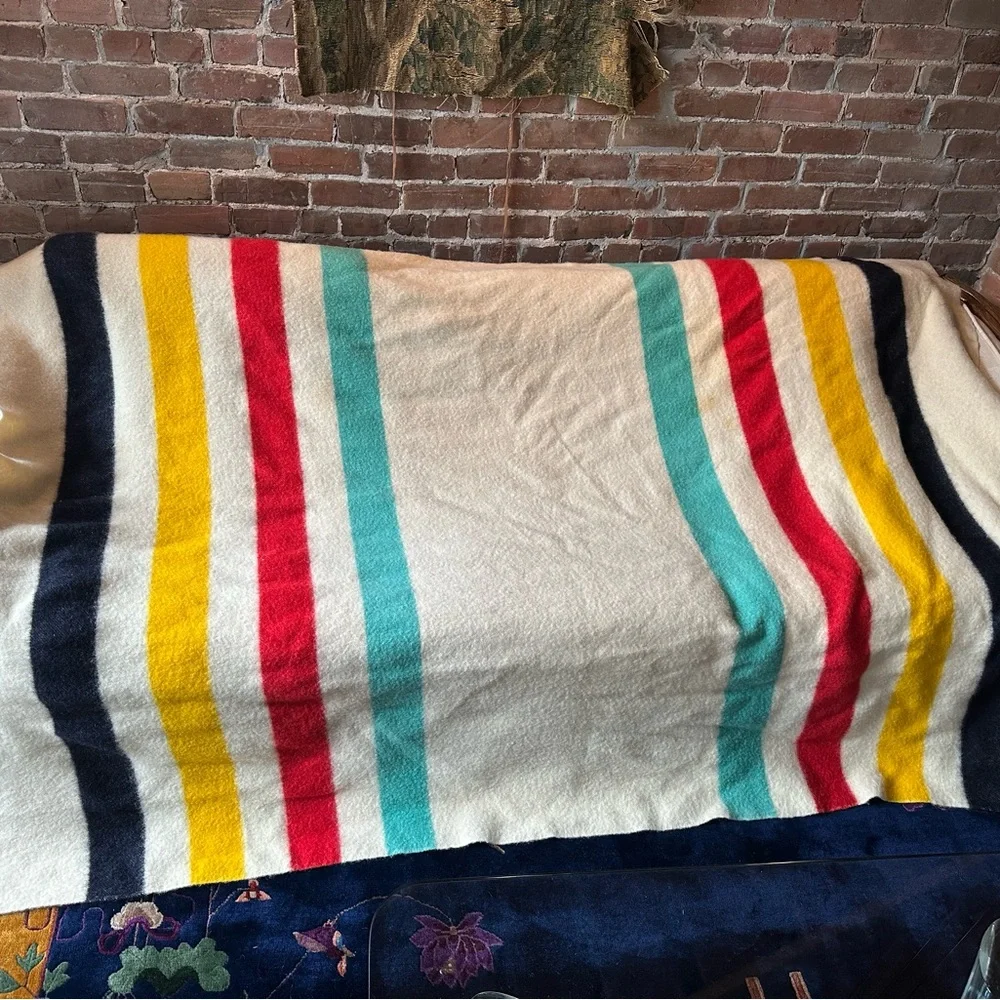 Vintage Hudson’s Bay 4 Point Striped Wool Blanket - Picture 3 of 5